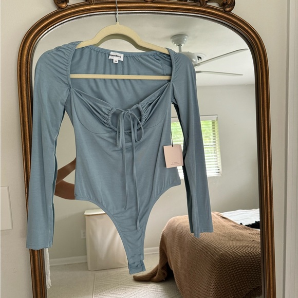 XS Superdown bodysuit never worn - Picture 1 of 3